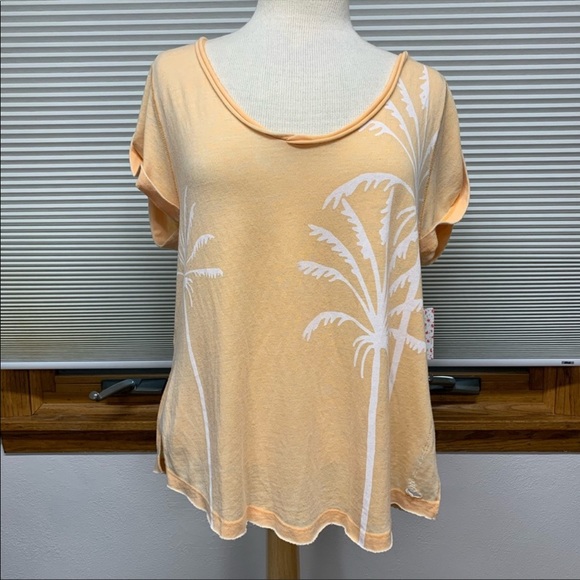 NWT We The Free distressed palm tree T-shirt - Picture 3 of 16